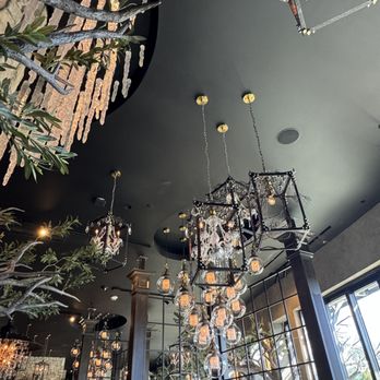 Wolf by Vanderpump at Caesars Republic Lake Tahoe - Beautiful Chandeliers.!! - American Near Me - Stateline, Nevada Wolf by Vanderpump at Caesars Republic Lake Tahoe - Beautiful Chandeliers.!! - American Near Me - Stateline, Nevada
