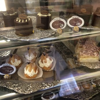 Le Patissier - Bakeries Near Me - Corvallis, Oregon