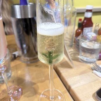 Chicago Waffles - Prosecco - Breakfast & Brunch Near Me - Chicago, Illinois