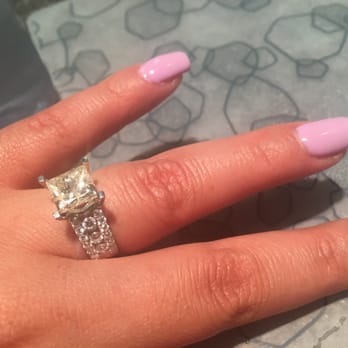 Liori Diamonds - Engagement Rings & Jewelry - Jewelry Near Me - New York, New York Liori Diamonds - Engagement Rings & Jewelry - Jewelry Near Me - New York, New York