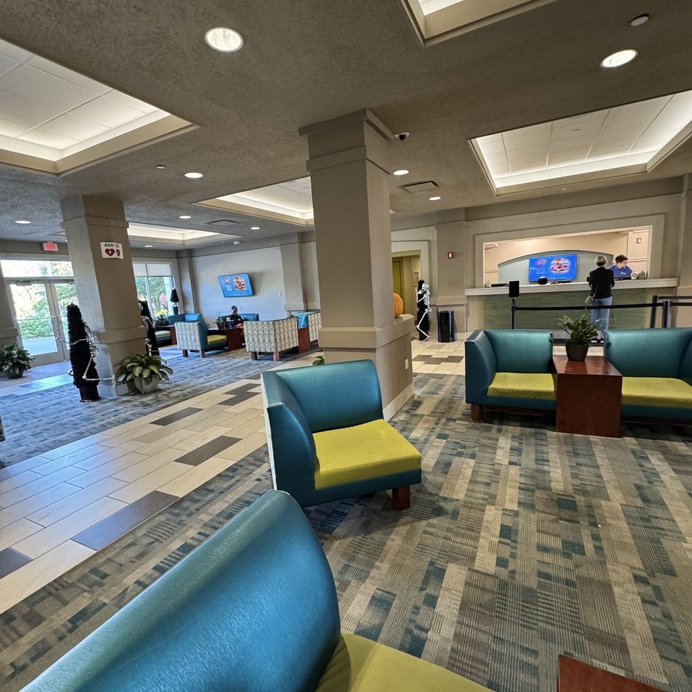 Cedar Point's Express Hotel - Hotels Near Me - Sandusky, Ohio Cedar Point's Express Hotel - Hotels Near Me - Sandusky, Ohio