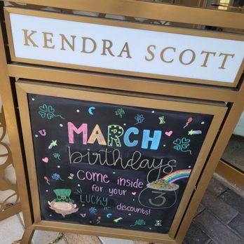Kendra Scott - Jewelry Near Me - Houston, Texas