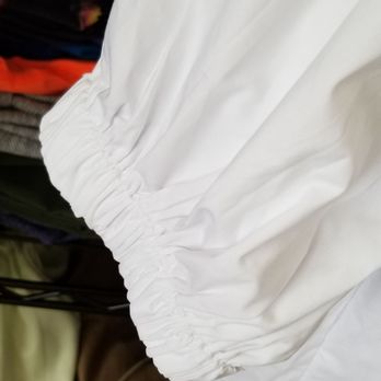 Benjamin Perdereau - Gathered sleeves, 3/4 length. - Women's Clothing Near Me - Palm Springs, California Benjamin Perdereau - Gathered sleeves, 3/4 length. - Women's Clothing Near Me - Palm Springs, California