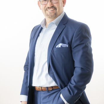 Yuri Arteaga - Keller Williams Realty - Real Estate Agents Near Me - Glendale, California Yuri Arteaga - Keller Williams Realty - Real Estate Agents Near Me - Glendale, California