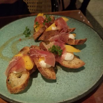 Rigo - Papaya crostini - Spanish Near Me - Honolulu, Hawaii
