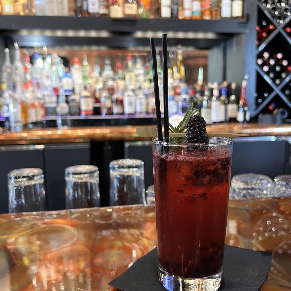 113 Main - Blackberry Shuffle - Cocktail Bars Near Me - Sandpoint, Idaho 113 Main - Blackberry Shuffle - Cocktail Bars Near Me - Sandpoint, Idaho