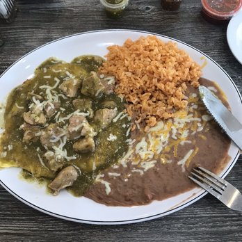 Roundabout grill - Huevos Rancheros with Chile verde! Chile verde was very tasty, not too spicy. - Mexican Near Me - Victorville, California Roundabout grill - Huevos Rancheros with Chile verde! Chile verde was very tasty, not too spicy. - Mexican Near Me - Victorville, California