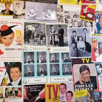 Cafe 50's - Wall decor - Diners Near Me - Los Angeles, California Cafe 50's - Wall decor - Diners Near Me - Los Angeles, California