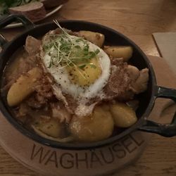 Lehner's Wirtshaus - Schweinsbraten mit Knödel