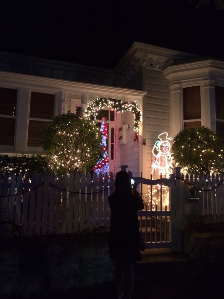FRANKLIN ROAD CHRISTMAS LIGHTS Updated December 2024 42 Photos