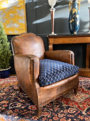 Deco Paris French Antique Furniture by null