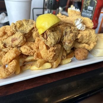 Peck's Seafood Restaurant - Mini imPECKable - Cajun/Creole Near Me - Slidell, Louisiana