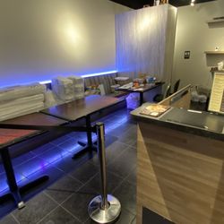 Spice Thai Cafe - Interior