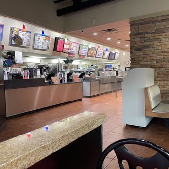 Braum's Ice Cream & Dairy Stores - Counter where you order - Ice Cream & Frozen Yogurt Near Me - Henryetta, Oklahoma Braum's Ice Cream & Dairy Stores - Counter where you order - Ice Cream & Frozen Yogurt Near Me - Henryetta, Oklahoma