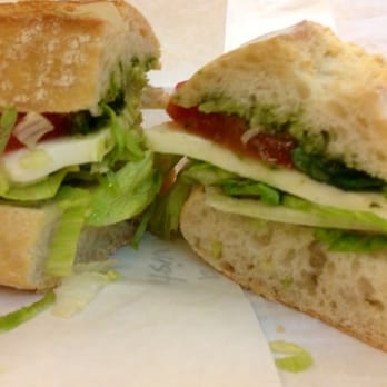 PerTutti - Chiabata mozzarella - Italian Near Me - Schiphol, New Hampshire