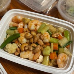 Cashew shrimp