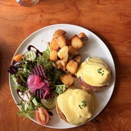 Classic eggs Benedict Classic eggs Benedict