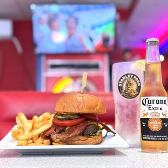 Sunshine Diner - Diners Near Me - Vancouver, British Columbia Sunshine Diner - Diners Near Me - Vancouver, British Columbia