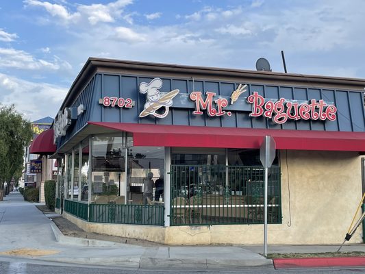 Mr. Baguette by null