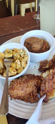 Suzie's Soulhouse Soulfood and Catering by null