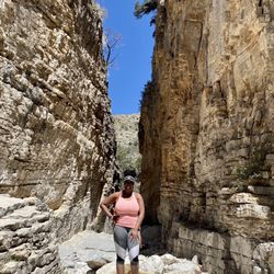 Devil's Hall Trail - Devil's Hall