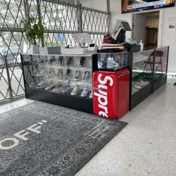 Snkr Box