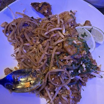 Kona Grill - Denver - Pad Thai Noodles* - New American Near Me - Denver, Colorado Kona Grill - Denver - Pad Thai Noodles* - New American Near Me - Denver, Colorado