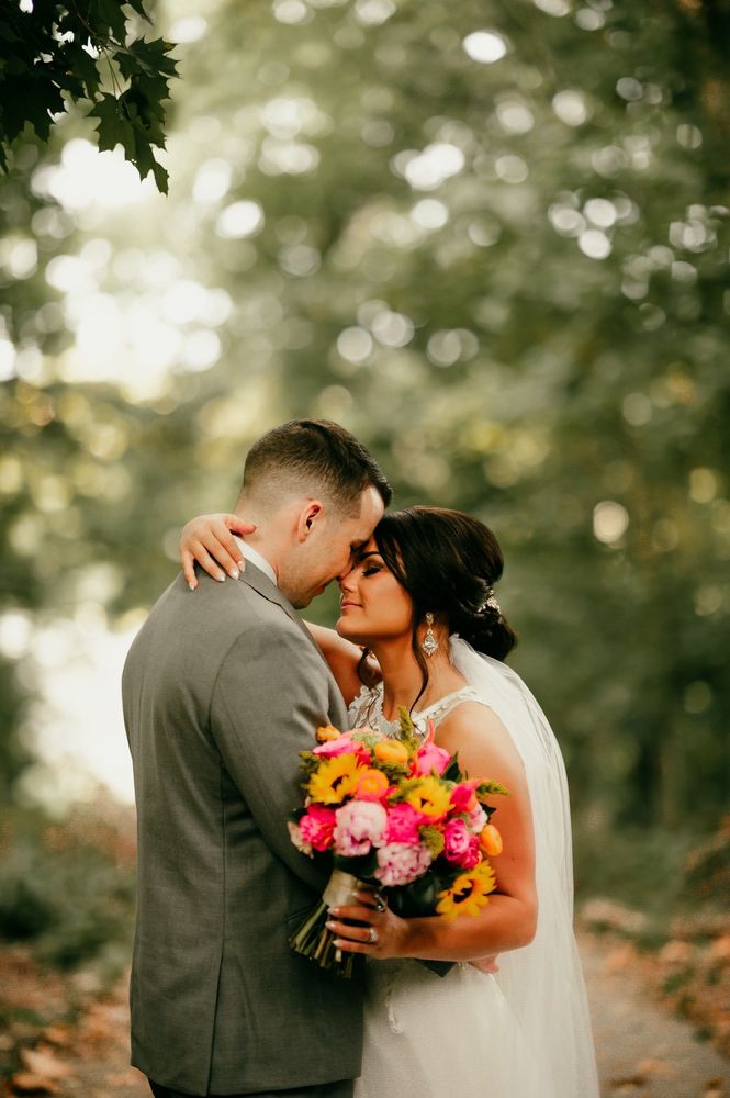 MAYFLOWER FLORIST Updated May 2024 12 Photos 2232 Darlington Rd