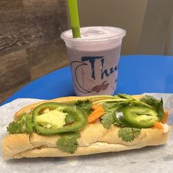 Thuy Cafe - Lemongrass beef ban mi & reg. Taro boba