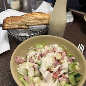 Federici's On 10th - Salad with dressing delicious bread!! - Italian Near Me - Belmar, New Jersey