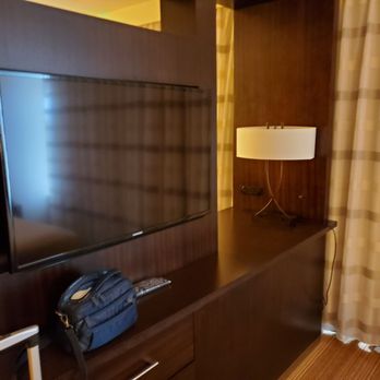 Courtyard by Marriott Los Angeles Woodland Hills - Bedroom tv. August, 2021. - Hotels Near Me - Woodland Hills, California