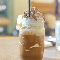 Manny Vibez - Christy's Caramel Crunch