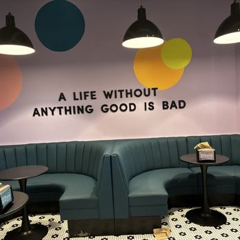 Van Leeuwen Ice Cream - Long Beach - Ice Cream & Frozen Yogurt Near Me - Long Beach, California Van Leeuwen Ice Cream - Long Beach - Ice Cream & Frozen Yogurt Near Me - Long Beach, California