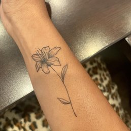 Lily tattoo Lily tattoo