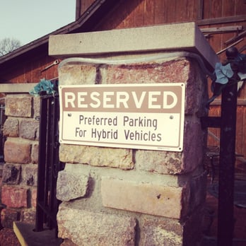 Nick's Pizza & Pub - Prius parking! - Pizza Near Me - Elgin, Illinois