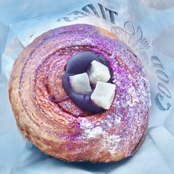 Good Tides Organic Bistro - Apple Blueberry Muffin