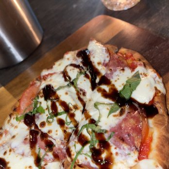 Patina Wine Bar - Margarita flatbread with added soppressata - Cocktail Bars Near Me - Park Ridge, Illinois