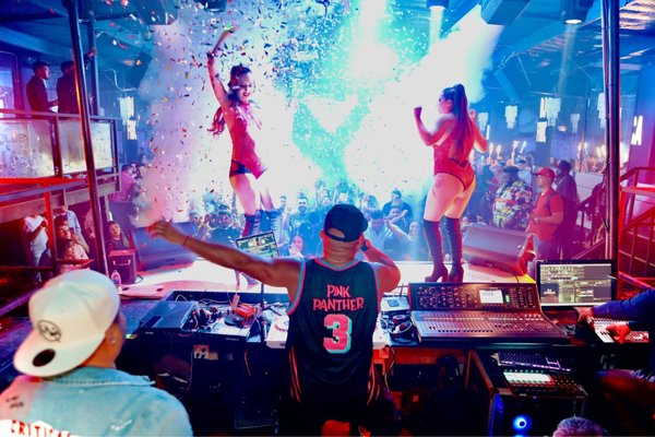 Club Miami Austin by null