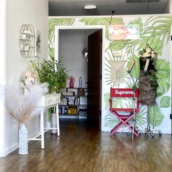 Boss Beauty Boutique - The view when you are sitting at their waiting area. - Waxing Near Me - Glendora, California