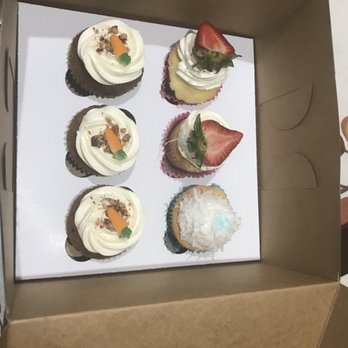 Tasty Doux - Oh doo good. Such a variety of flavors available. These three are carrot cake, strawberry, and coconut. Friendly, family owned business. - Bakeries Near Me - Kent, Washington Tasty Doux - Oh doo good. Such a variety of flavors available. These three are carrot cake, strawberry, and coconut. Friendly, family owned business. - Bakeries Near Me - Kent, Washington
