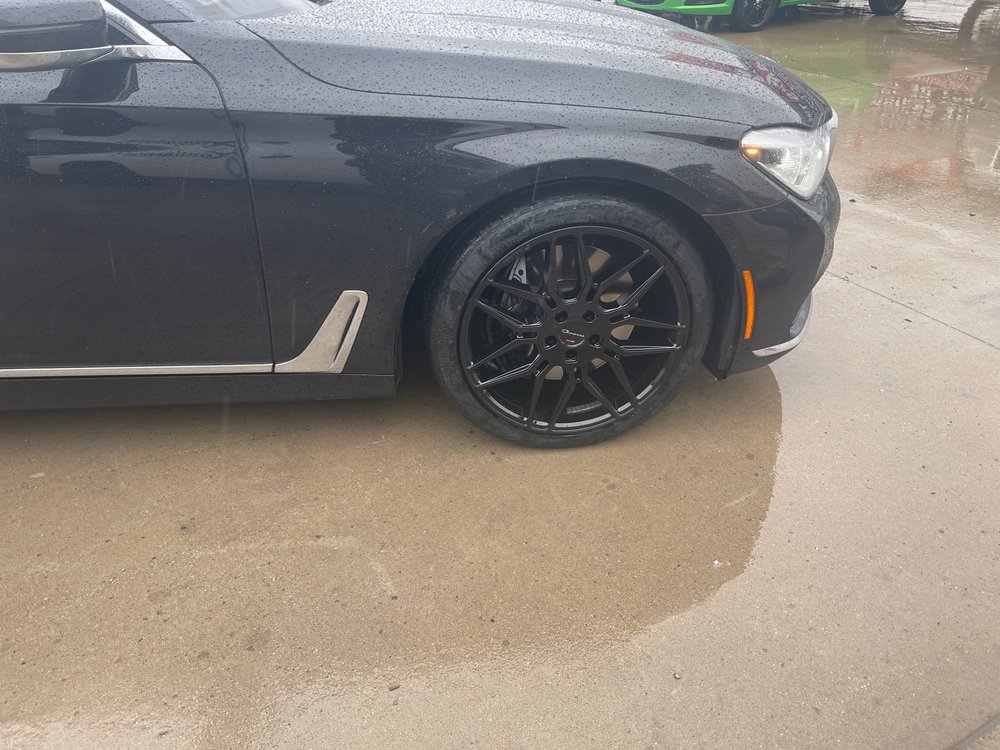 EARL’S TIRE Updated October 2024 19 Reviews 303 SE Scott Ave, Des Moines, Iowa Tires