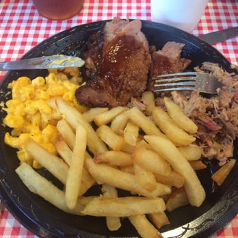 High Cotton BBQ - Brisket, pork BBQ, fries and mac & cheese -- all great! - Barbeque Near Me - Kitty Hawk, North Carolina