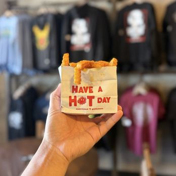 Howlin' Ray's - Shake Fries (crinkle cuts, seasoned with their custom fry shake; Postmates order with delivery to Stone Brewing Tap Room Pasadena) - Southern Near Me - Pasadena, California Howlin' Ray's - Shake Fries (crinkle cuts, seasoned with their custom fry shake; Postmates order with delivery to Stone Brewing Tap Room Pasadena) - Southern Near Me - Pasadena, California