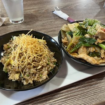 Cuzco Cuisine Peruvian Restaurant - The noodle and rice combo not on their menu. - Peruvian Near Me - Richardson, Texas Cuzco Cuisine Peruvian Restaurant - The noodle and rice combo not on their menu. - Peruvian Near Me - Richardson, Texas