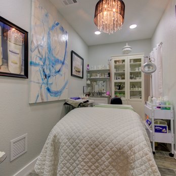 L’core Spa - Elan Skin Spa Room - Hair Salons Near Me - Sarasota, Florida L’core Spa - Elan Skin Spa Room - Hair Salons Near Me - Sarasota, Florida