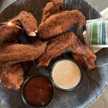 La Cabra Brewing Smokehouse - Wings - Brewpubs Near Me - Bryn Mawr, Pennsylvania La Cabra Brewing Smokehouse - Wings - Brewpubs Near Me - Bryn Mawr, Pennsylvania