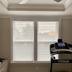 Dual sheer shades provide UV protection, while maintaining Lowcountry views, so you can maintain your running goals during warm summer days.