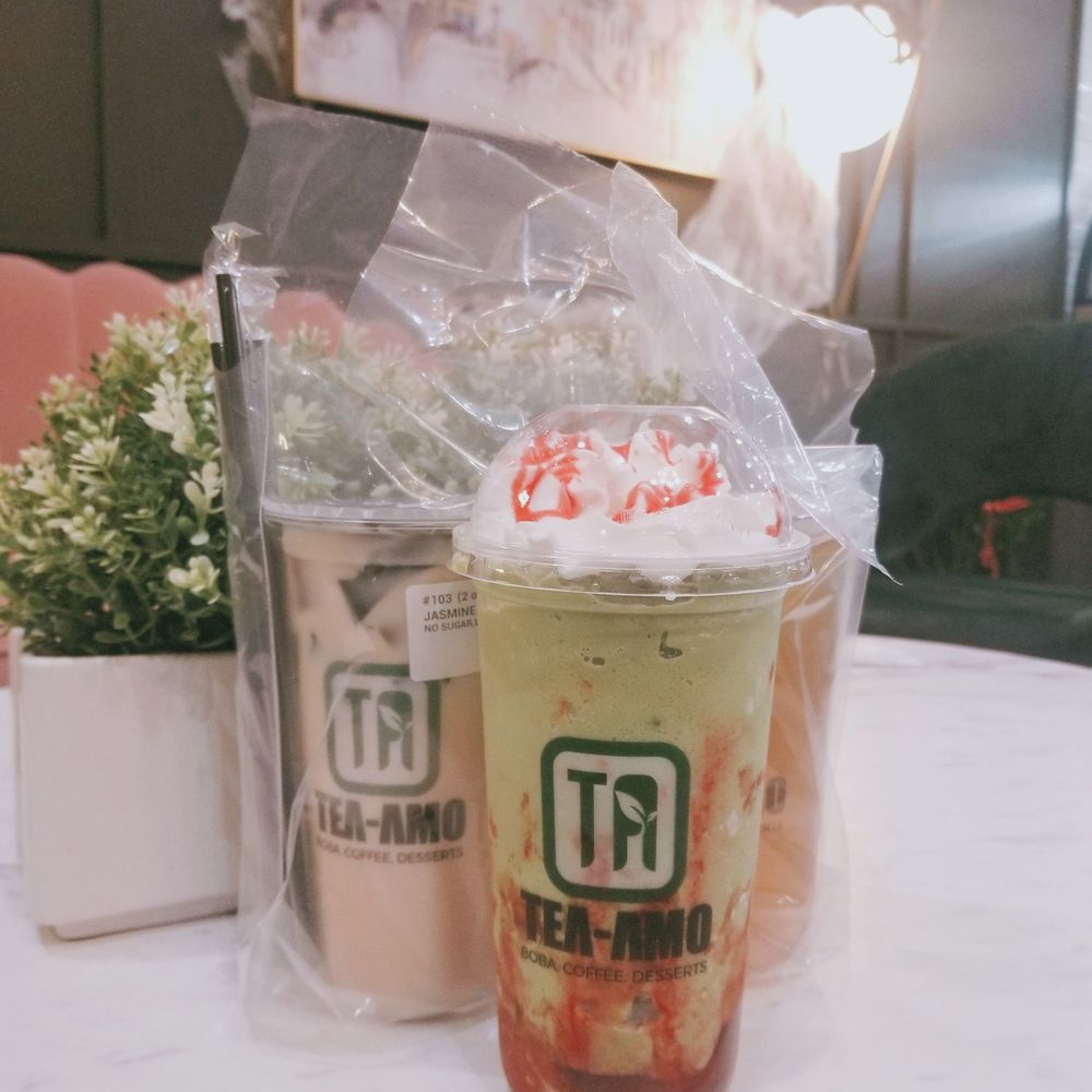 "Vampire Kiss" Jasmine Milk Teaw/ grass jelly, and Lychee Green Tea "Vampire Kiss" Jasmine Milk Teaw/ grass jelly, and Lychee Green Tea