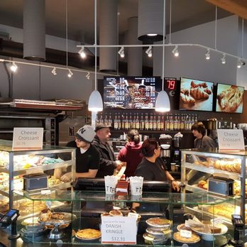 Larsen's Danish Bakery - Interior (11/11/17) - Bakeries Near Me - Seattle, Washington