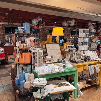 AJ's Fine Foods - Home things and trinkets - Grocery Near Me - Glendale, Arizona